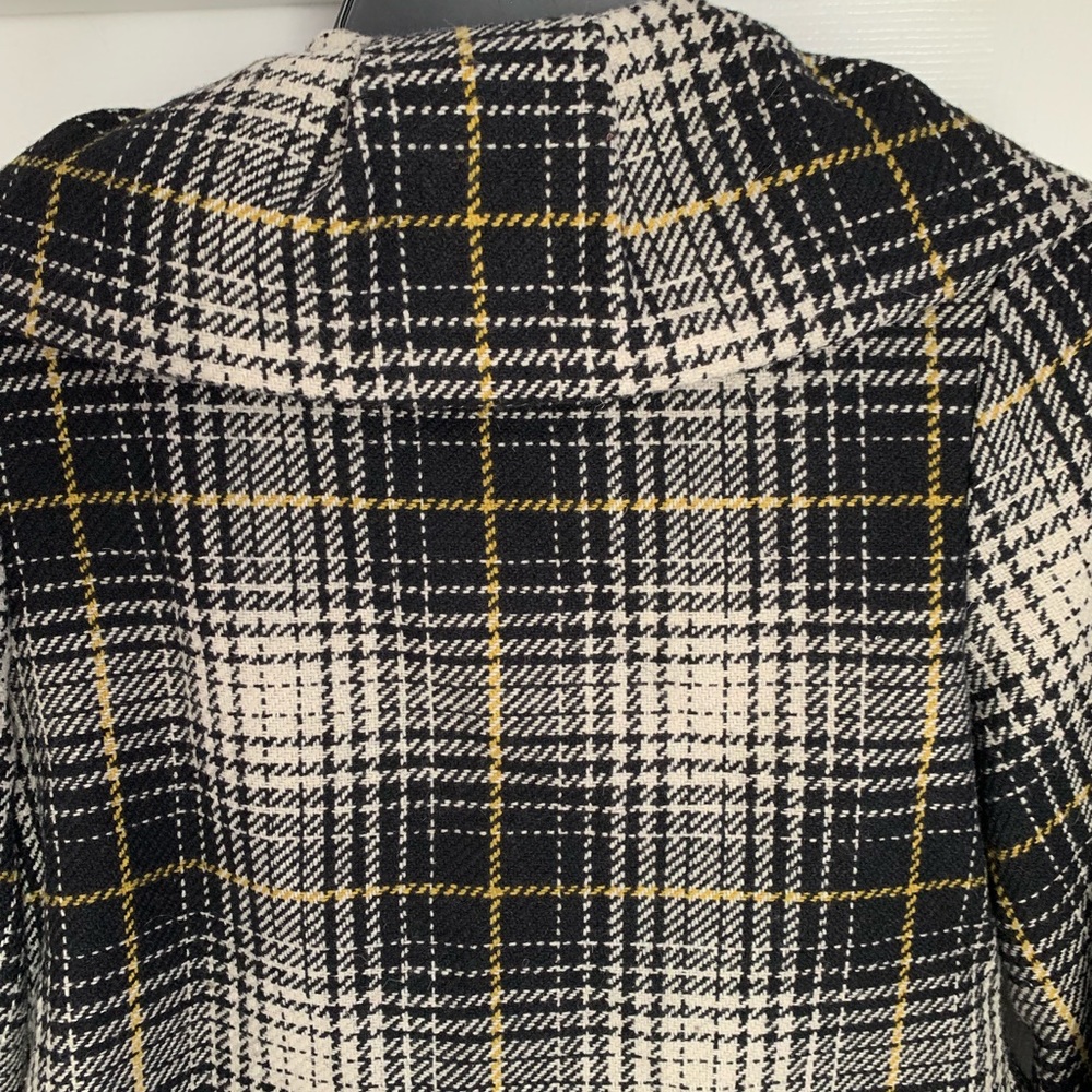 Jacket - Picture 4 of 4